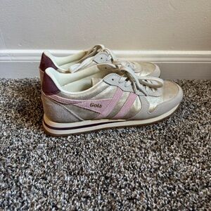 Gola Daytona Sneaker: Women's Cream and Pink Sneakers